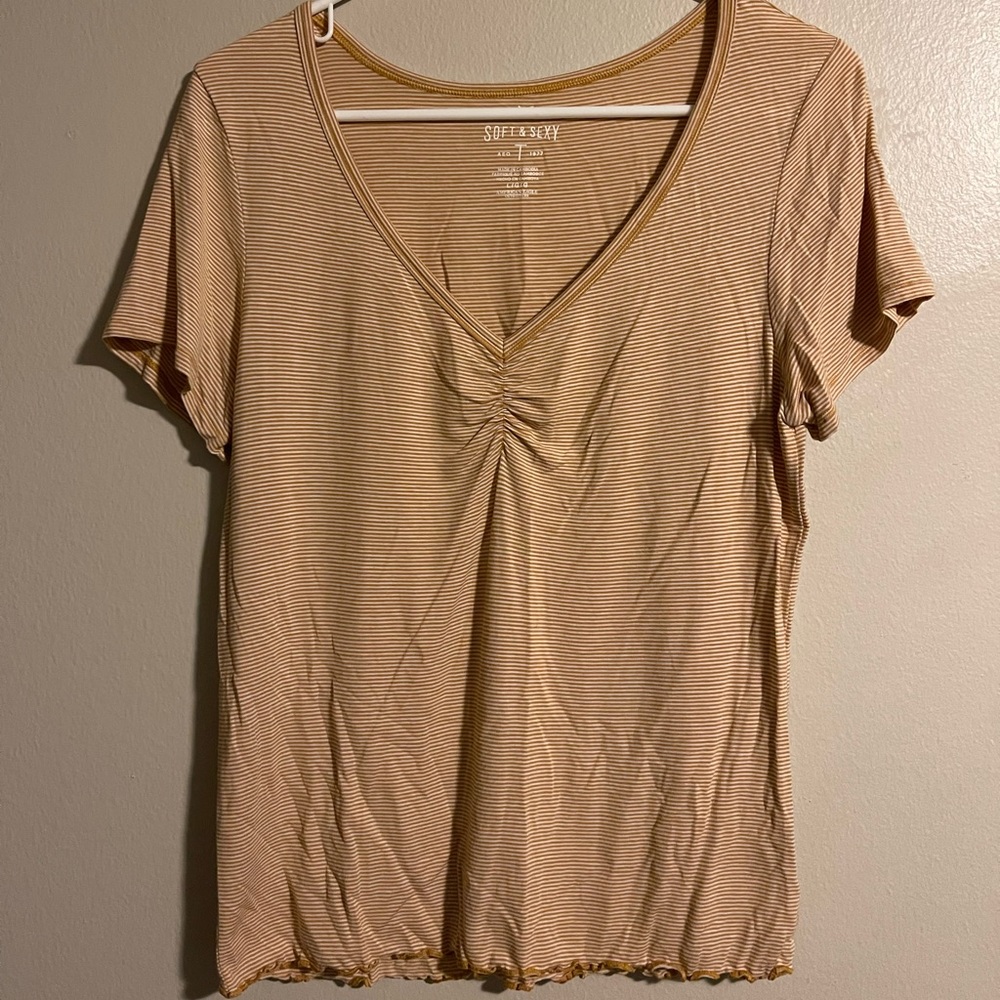 American Eagle tee